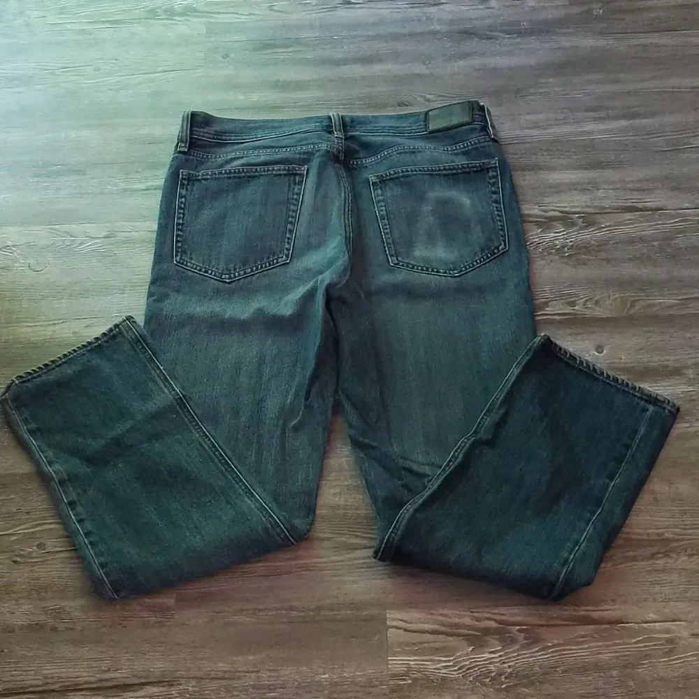 J. Crew  The SUTTON  Jeans  Sz 32x30